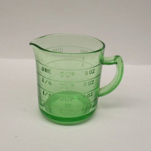 Hazel Atlas Depression Glass Green ONE CUP One Spout Measuring Cup - Picture 1 of 4